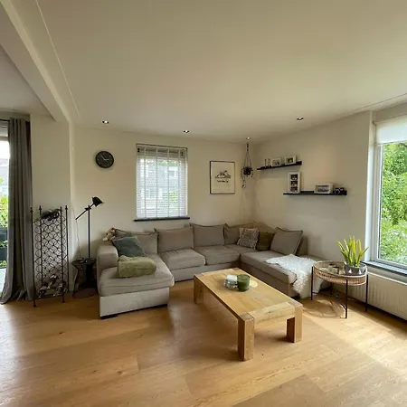 Prachtige, Lichte Met Balkon * Bergen