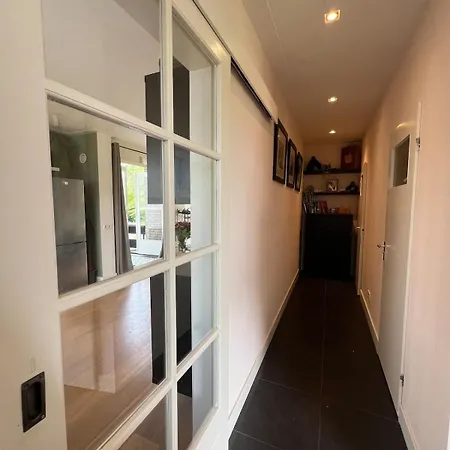 Prachtige, Lichte Met Balkon *